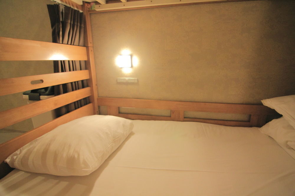 Yadokari Namba Hostel 大阪市 エクステリア 写真