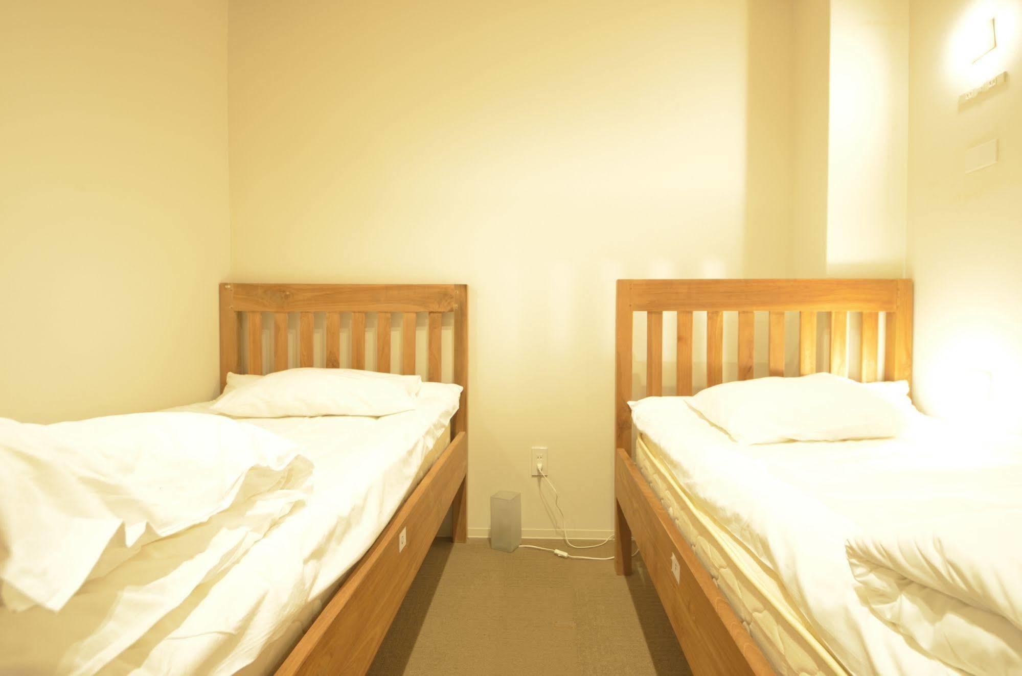 Yadokari Namba Hostel 大阪市 エクステリア 写真